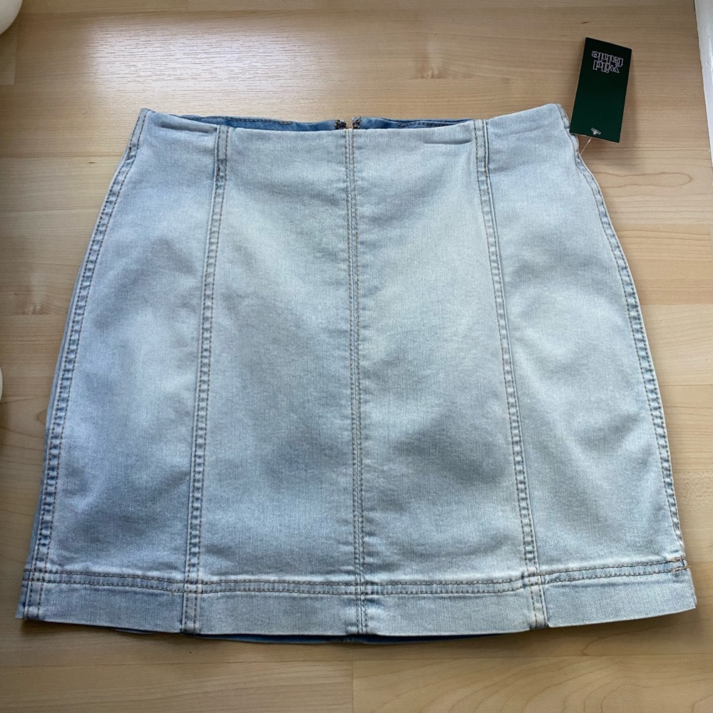NEW⭐️ Jean skirt